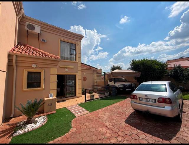 4 BEDROOM COMPLEX FOR SALE IN ERASMIA